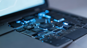 Tại sao laptop bị chậm sau vài năm